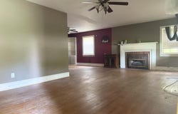 209 E Ridge Street, Rose Hill, NC 28458