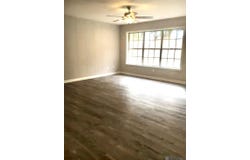 240 Orangewood Dr, Lafayette, LA 70503