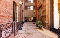 308 W 8th Street, Kansas City, MO 64105