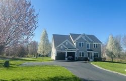 115 Oak Ave, Lunenburg, MA 01462