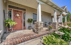 952 S 2nd Street, Kalamazoo, MI 49009