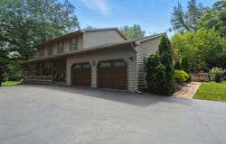 98 Hackney Lane, Valparaiso, IN 46385