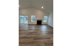 421 Pheasant Run, Elyria, OH 44035