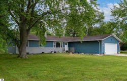 3803 S Shepherd Road, Mt Pleasant, MI 48858