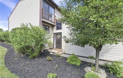 14977 Pine Valley Trail, Middleburg Heights, OH 44130
