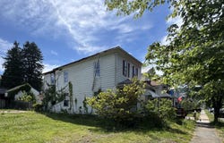 726 Rose Ave, Clifton Forge, VA 24422
