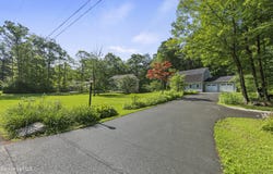 73 Birchwood Ln, Lenox, MA 01240