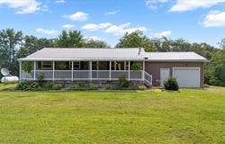4550 State Route 555, Little Hocking, OH 45742