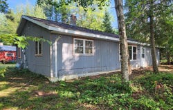 N9166 SOO LAKE RD S, Phillips, WI 54555