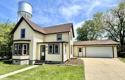 622 Main Street, Grinnell, IA 50112