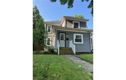 1228 W Market Street, Orrville, OH 44667