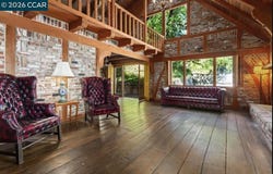 10 El Rincon, Orinda, CA 94563
