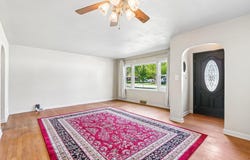 825 Illinois St, Racine, WI 53405