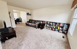 105 ARLINGTON Drive, Macomb, IL 61455