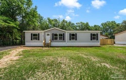 4620 Garllum Dr, Pace, FL 32571