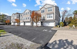 1 Bayside Dr, Somers Point, NJ 08244