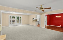 24 Oakcrest Dr, LAUREL, MS 39440