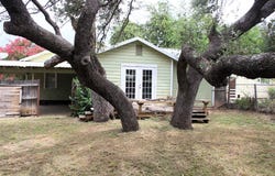 1409 W Dry Street, San Saba, TX 76877