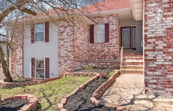 3069 S Palisades Drive, Springfield, MO 65807