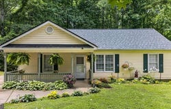 129 Whispering Pine Lane NE, White, GA 30184