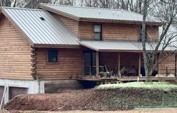 1561 Greenwood Ridge Rd., GAINESBORO, TN 38562