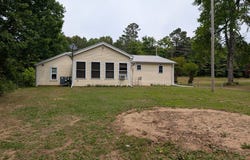 2005 W Wood St, PARIS, TN 38242