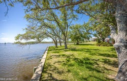 2801 Eagle Pine Drive, Ocean Springs, MS 39564