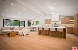 20466 Miranda St, Woodland Hills, CA 91367