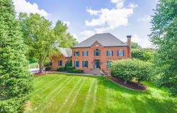 599 Woods Edge Drive, London, KY 40741