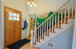 1048 ELROD AVE, Coos Bay, OR 97420