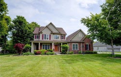 246 Gallant Fox Lane, Webster, NY 14580