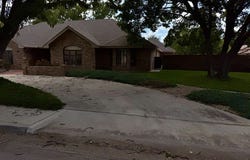 902 Escalante Dr, Roswell, NM 88201