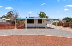 390 W Thomas Avenue, Overton, NV 89040