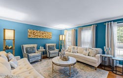 9538 Wessex Pl, Louisville, KY 40222