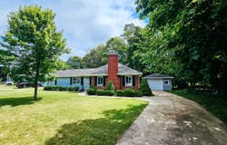 101 Lumbard Street, Hillsdale, MI 49242