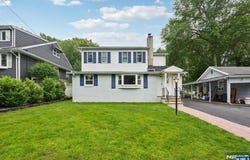 4 Lenape Trail, Wayne, NJ 07470