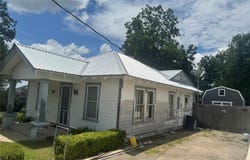 110 S Porter Street, Lampasas, TX 76550