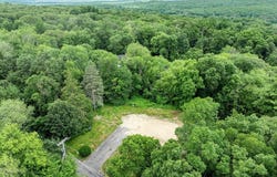 75 Wilson St, Hopkinton, MA 01748