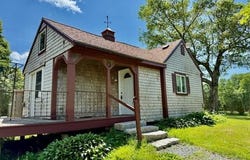 1361 Pleasant Street, Blue Hill, ME 04614