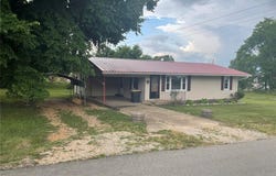 206 E Spring Street, Doniphan, MO 63935