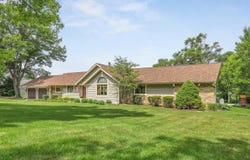 12828 Menominee, ROSCOE, IL 61073