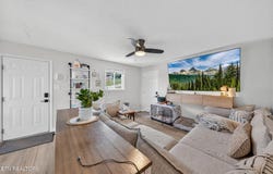 736 W Oak Hill Ave, Knoxville, TN 37921