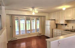 1745 Carriage Hill Drive, Waterloo, IA 50701