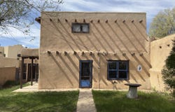 106 La Loma Plaza, Taos, NM 87571