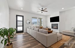 1035 Blueridge Dr, Kimberly, ID 83341
