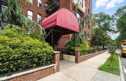 5 Pomona Avenue, Newark City, NJ 07112-2300