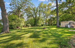 107 Doresella, LOVES PARK, IL 61111
