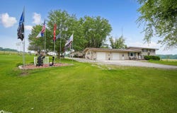 23873 160Th Avenue, Centerville, IA 52544