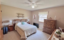 205 5th Ave NW, Bowman, ND 58623