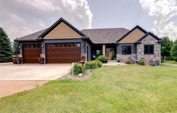 15229 Leander Lane, Montgomery, MN 56069